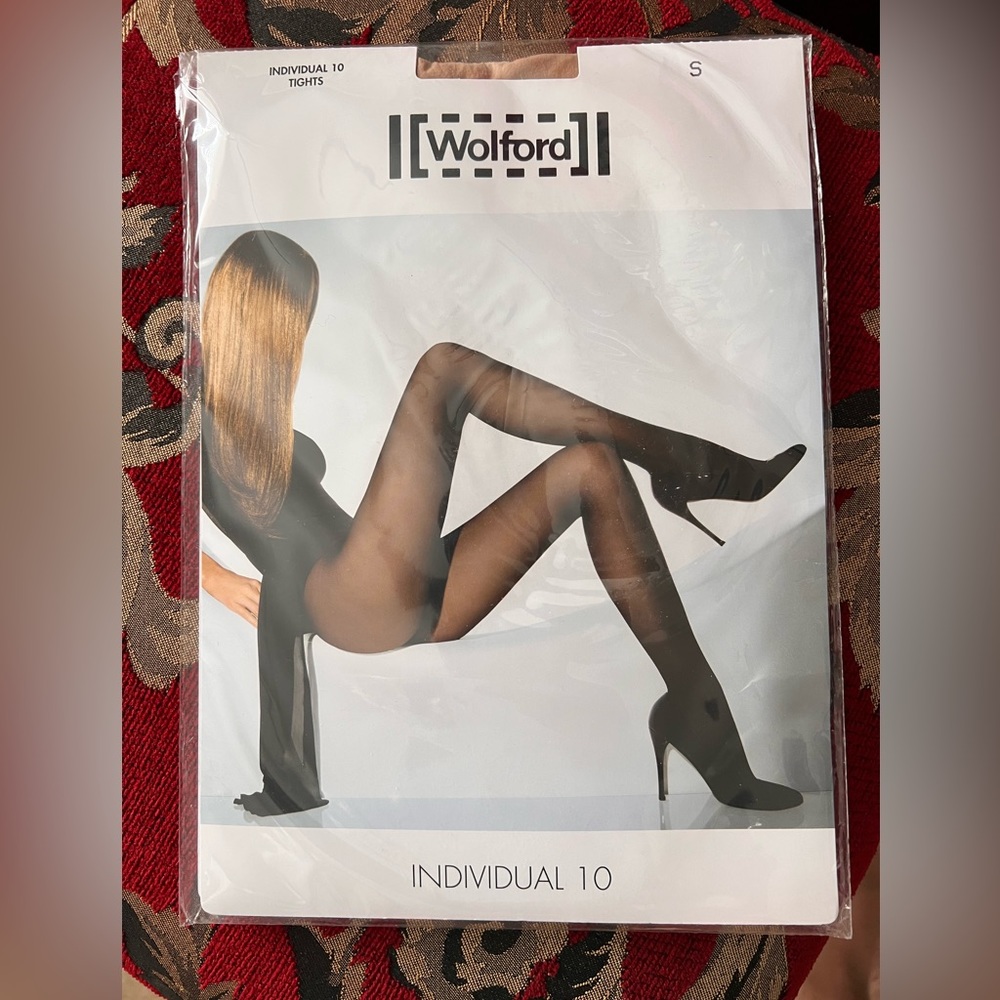 🌸Wolford individual 10 tights Size S